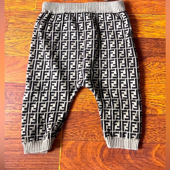 Baby Fendi cotton and cashmere pants. - Picture 1 of 4
